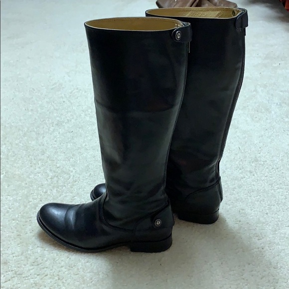 Frye - Melissa Button Back ZIP - Picture 1 of 4